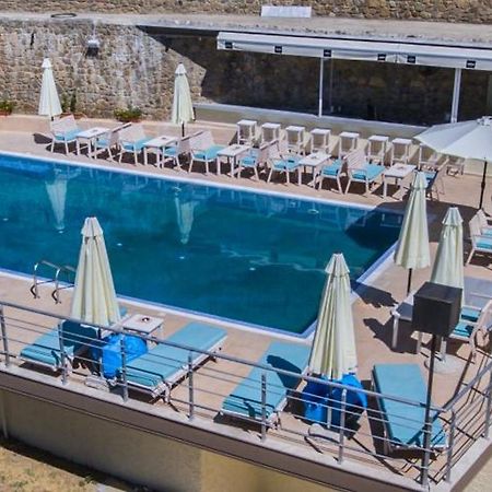 Nymfes Hotel Káto Loutrákion エクステリア 写真
