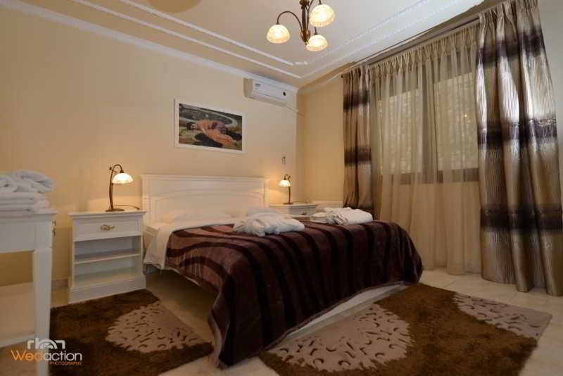 Nymfes Hotel Káto Loutrákion エクステリア 写真