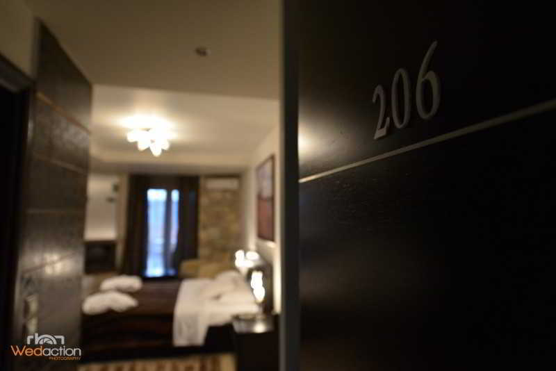 Nymfes Hotel Káto Loutrákion エクステリア 写真